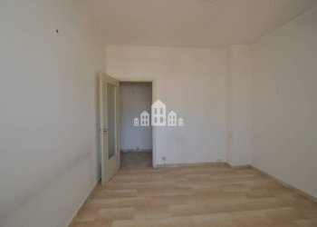 Camera da letto - Three-room apartment via Massimo D'Azeglio, 2, Cuorgnè - photo 7