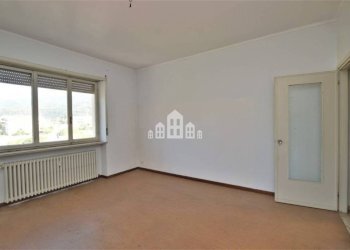 Camera da letto - Three-room apartment via Massimo D'Azeglio, 2, Cuorgnè - photo 9