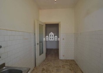 Cucina - Three-room apartment via Massimo D'Azeglio, 2, Cuorgnè - photo 15