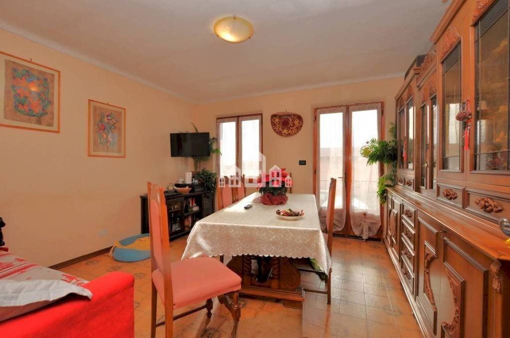 Salone - Casa indipendente via delle Scuole, 18, Castellamonte - foto 3