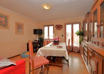 Salone - Casa indipendente via delle Scuole, 18, Castellamonte - foto 3