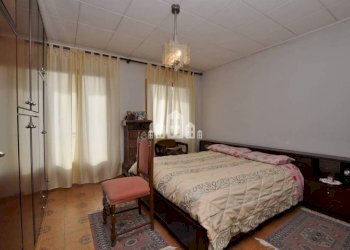 Camera da letto - Casa indipendente via delle Scuole, 18, Castellamonte - foto 13