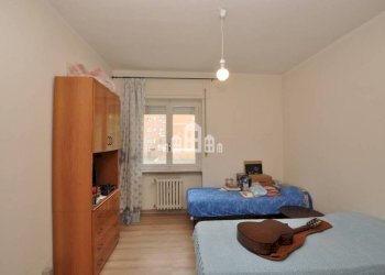 Camera da letto - Apartment viale kennedy, 89, Ivrea - photo 15