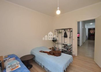 Camera da letto - Apartment viale kennedy, 89, Ivrea - photo 16
