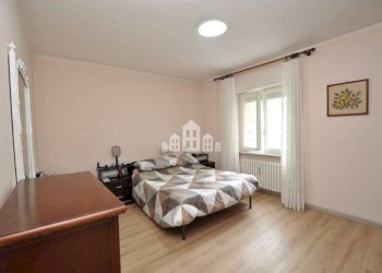 Camera da letto - Apartment viale kennedy, 89, Ivrea - photo 17