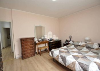 Camera da letto - Apartment viale kennedy, 89, Ivrea - photo 18