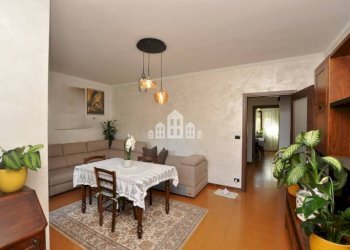 Salone - Appartamento via Cappella dell'orco, 6, Pont-Canavese - foto 2