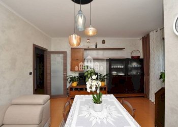 Salone - Appartamento via Cappella dell'orco, 6, Pont-Canavese - foto 3