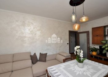 Salone - Appartamento via Cappella dell'orco, 6, Pont-Canavese - foto 7