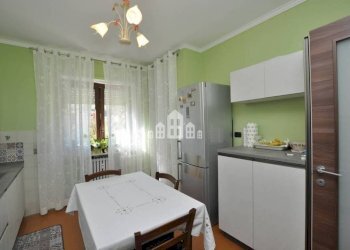 Cucina - Appartamento via Cappella dell'orco, 6, Pont-Canavese - foto 10