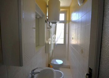 Bagno - Four-room apartment via Ponte Vecchio, 1, Cuorgnè - photo 6