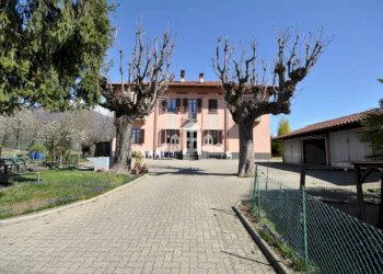 Zona - Four-room apartment via Ponte Vecchio, 1, Cuorgnè - photo 16