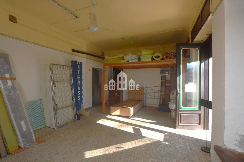 Veranda - Negozio Località Turina, 24, Cuorgnè - foto 3