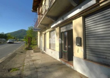 Zona - Negozio Località Turina, 24, Cuorgnè - foto 1