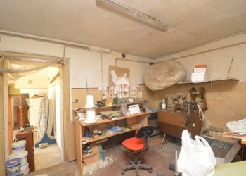 Magazzino - Negozio Località Turina, 24, Cuorgnè - foto 10