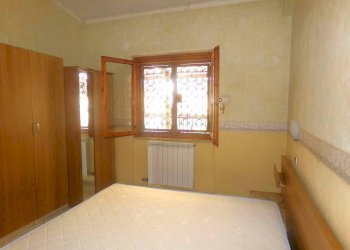 Camera da letto - Villa via Po, Anzio - photo 34
