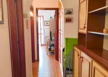 Corridoio - Three-room apartment via Mussi, 2, Roburent - photo 5