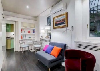 camera - Bed & Breakfast via Borgognona, 32, Roma (neighborhood Centro Storico) - photo 4