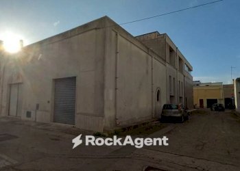 Zona - Warehouse via Giuseppe Mazzini, 3, Taviano - photo 6