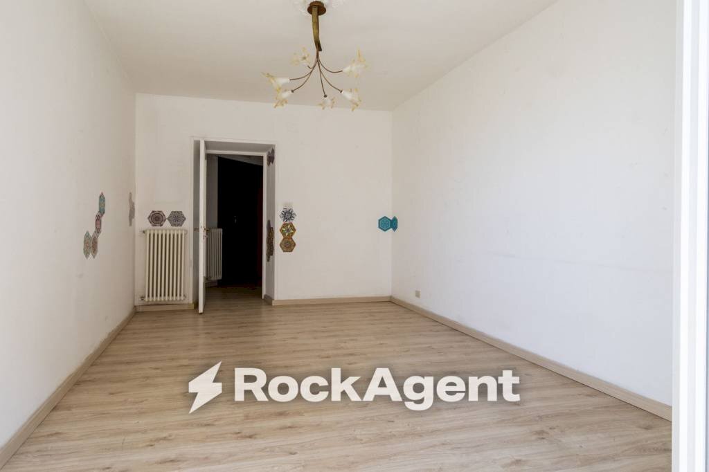 Camera da letto - Three-room apartment Roma (neighborhood Centro Storico) - photo 2