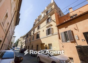 Zona - Three-room apartment Roma (neighborhood Centro Storico) - photo 17