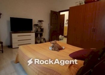 Camera da letto - Appartamento via Silvio Pellico, 35, Mede - foto 12
