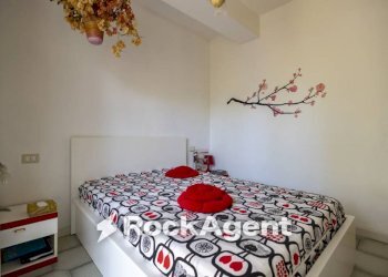 Camera da letto - Four-room apartment via San Martino, Stalettì - photo 23