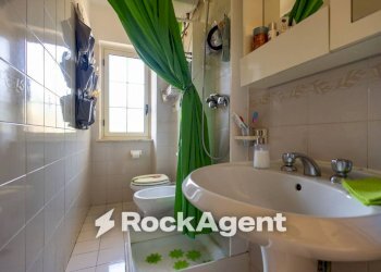 Bagno - Four-room apartment via San Martino, Stalettì - photo 28