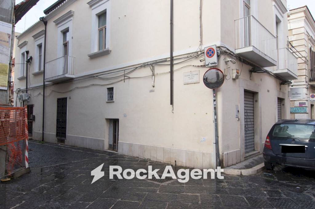Facciata - Warehouse via Arpi, 152, Foggia - photo 1