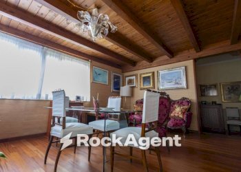 Studio - Four-room apartment viale Tommaso Campanella, 90, Catanzaro - photo 6
