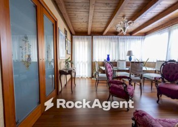 Veranda - Four-room apartment viale Tommaso Campanella, 90, Catanzaro - photo 8