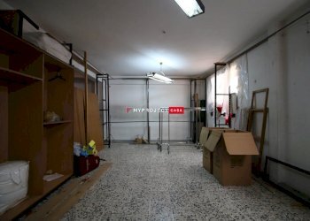 Shop Viale Della Libertà, Martina Franca - photo 7
