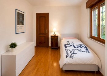 Four-room apartment strada di Morgnano, Terni - photo 18