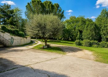 Four-room apartment strada di Morgnano, Terni - photo 35