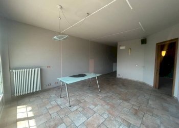 Negozio strada Provinciale Mondovì-Villanova 38, Mondovì - foto 34