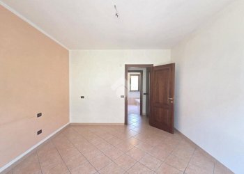 Three-room apartment Via Beinasco, Alpignano - photo 32