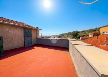 Semi-detached house Via Grande, Imperia - photo 1