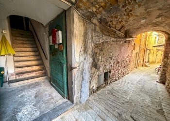 Semi-detached house Via Grande, Imperia - photo 14