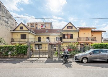 Villa Via Sangone, Nichelino - foto 1