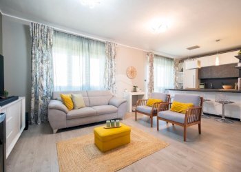 Apartment Via Ugo Foscolo, Volvera - photo 1