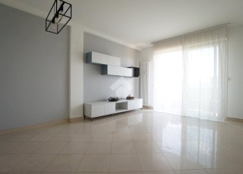 Three-room apartment Via gambigliani zoccoli, Modena (neighborhood Baggiovara) - photo 2
