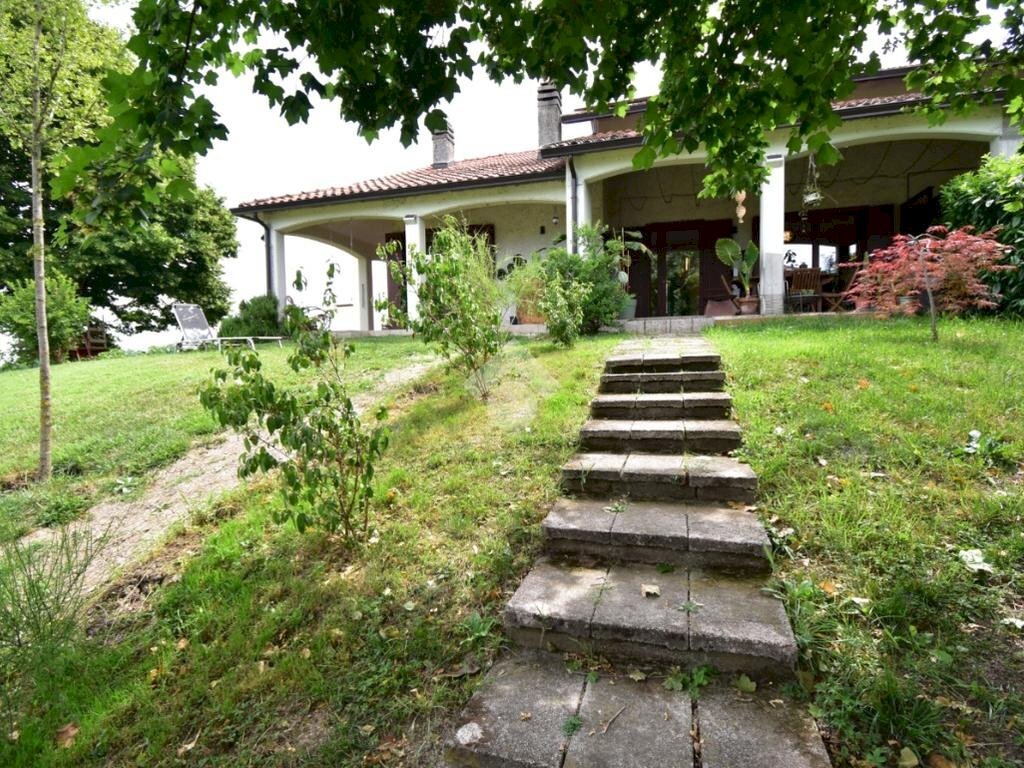 Porzione di casa Str. Montanara, Parma (zona San Ruffino) - foto 2
