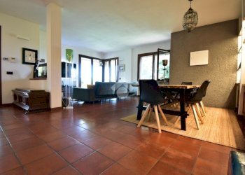Portion of a house Str. Montanara, Parma (neighborhood San Ruffino) - photo 4