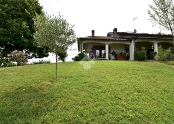 Portion of a house Str. Montanara, Parma (neighborhood San Ruffino) - photo 41