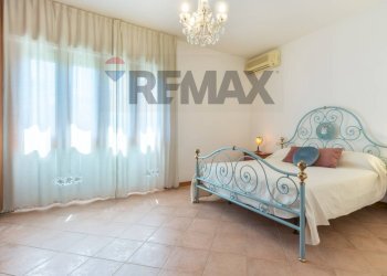 Camera / camera da letto - Villa Via Colleoni
 
10, Cagliari - foto 18