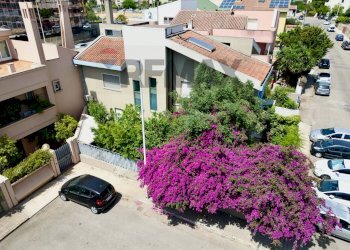 l esterno della villa - Villa Via Colleoni
 
10, Cagliari - foto 3