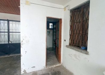 Stanza non arredata - Casa indipendente via Sanado, 15, Borgomanero - foto 10