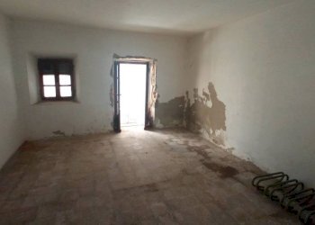 Camera da letto - Casa indipendente via Sanado, 15, Borgomanero - foto 22