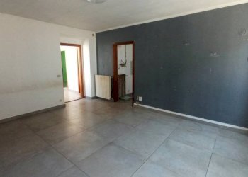 Cucina - Casa indipendente via Sanado, 15, Borgomanero - foto 34