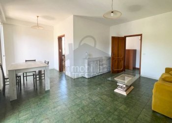 Soggiorno - Four-room apartment via Fausto Coppi, San Leo - photo 2